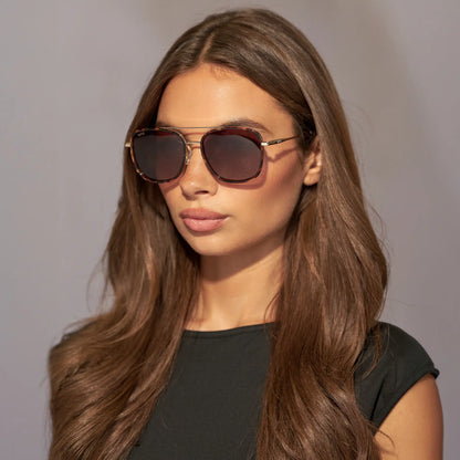 Gia | Polarized